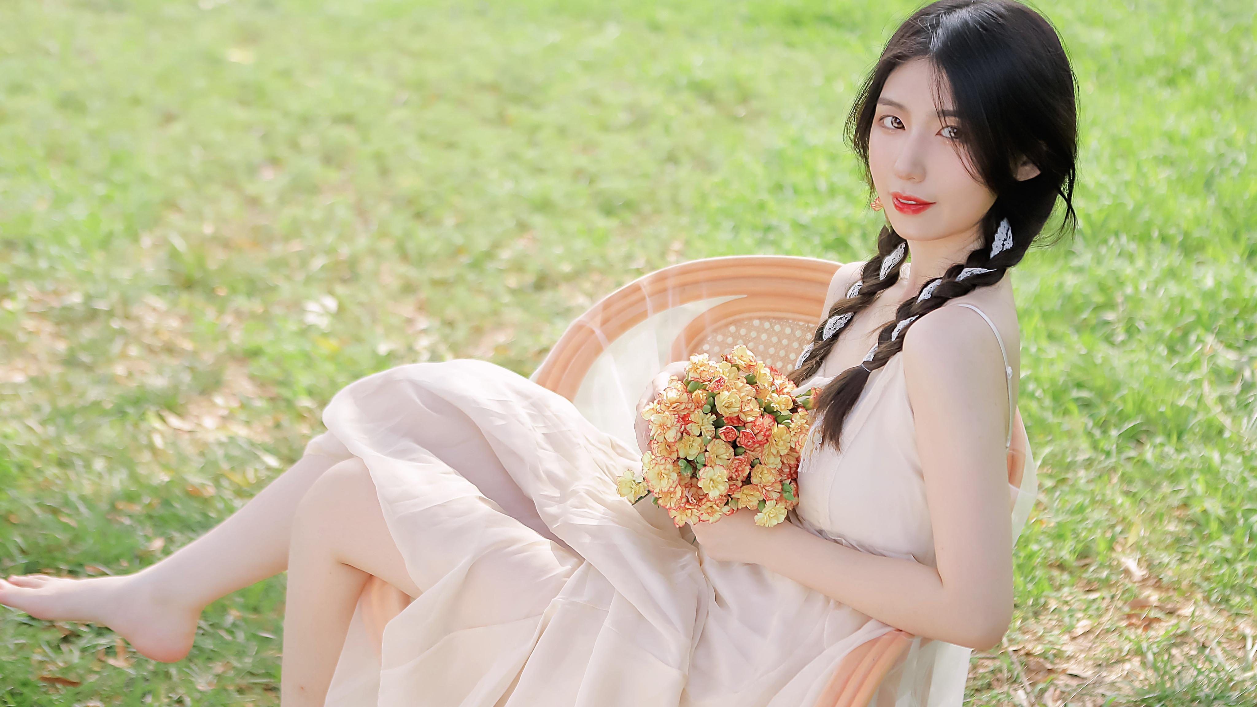 多款国产机器人亮相链博会英伟达展台